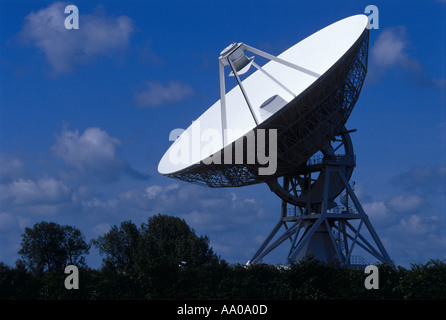32 Meter-Radioteleskop Barton Cambridgeshire Stockfoto