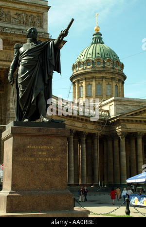 Kathedrale unserer Dame von Kazan auf Nevskiy Prospeckt St. Petersburg Russland Stockfoto