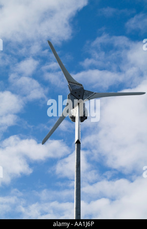 dh Windenergie TURBINE Kleinwindanlage für Squash-courts Kirkwall Orkney Stockfoto