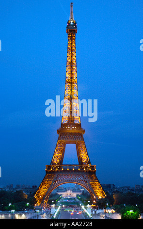 Eiffelturm in der Nacht vom Trocadero, Paris, Frankreich Stockfoto