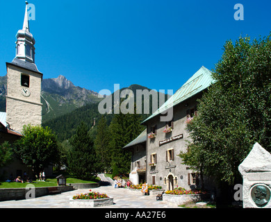 Kirche und das Maison De La Montagne, Chamonix-Mont-Blanc, Frankreich Stockfoto