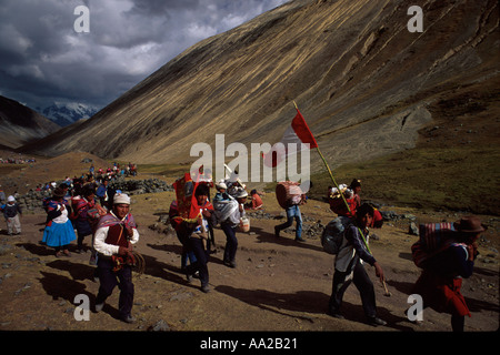PERU Cuzco Region. Sterne-Schneefest in Ocongate.Pilgrimage zum Gletscher Stockfoto