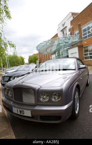 Bentley-Fahrzeuge im Werk in Crewe Stockfoto