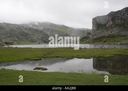 Lago De La Ercina in der Nähe von Covadonga-Asturien-Spanien Stockfoto