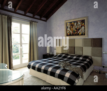 Spanischen Stil Schlafzimmer morgens Stockfoto