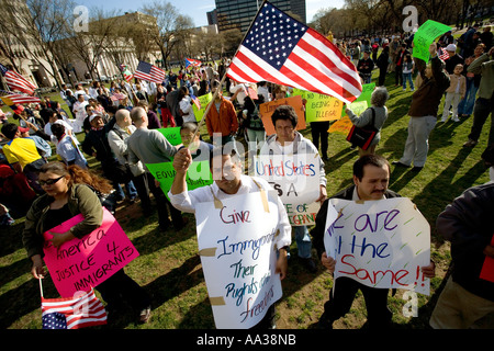 New Haven Connecticut Immigranten protestieren Einwanderungsgesetze der US-Regierung auf die New Haven Green illegale Einwanderung Stockfoto