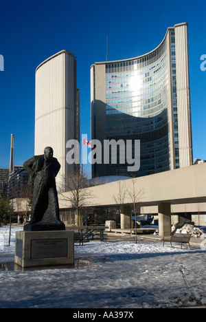 Sir Winston Churchill-Statue an der New City Hall Toronto Canada Stockfoto