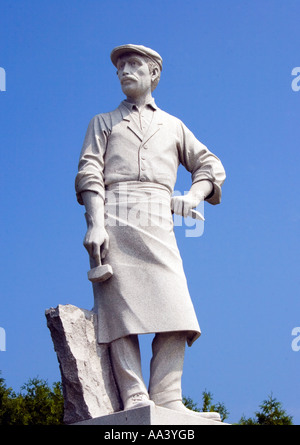 Die Steinbruchstatue in Barre, Vermont, ehrt die Granitarbeiter der Stadt und ihr Erbe als Hauptstadt der Welt aus Granit. Stockfoto