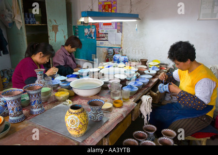 Cloisonne Emaille Geschirr Herstellung Peking China JMH1343 Stockfoto