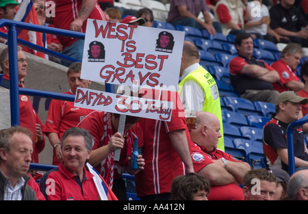 Llanelli Scarlets Fans bei Leicester Tigers Vs Llanelli Scarlets 21 04 07 Heineken European Cup Semi Final Stockfoto