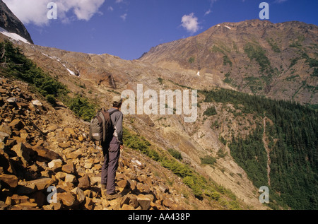 Wanderer auf dem Weg zum Gletscher Twin Falls Gebiet der Hudson Bay Mountain Smithers British Columbia Stockfoto