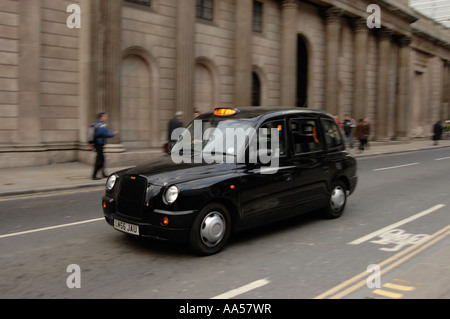 London Taxi, schwarzes Taxi Stockfoto