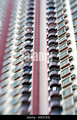 Modernes Wohnhaus in Hongkong, Center, Schwerpunkt verwischt Bewegung Stockfoto