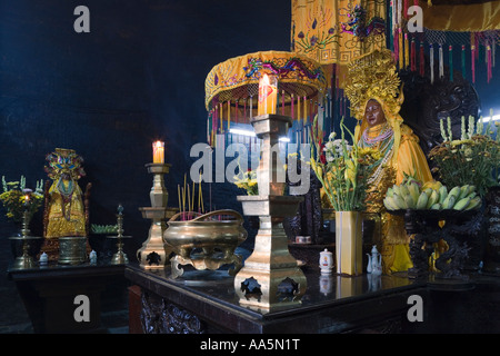 Nha Trang, Vietnam. Po Nagar Cham Towers. Schrein mit Statue der Göttin Uma im Norden Turm Thap Chinh Stockfoto