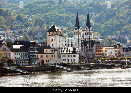 Rheinland - Stadt Boppard am Rhein mit St. Severus Kirche und promenade Stockfoto