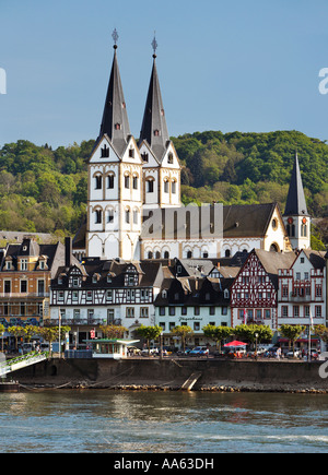 Boppard - St. Severus Kirche und Promenade in Boppard am Rhein, Rheinland-Pfalz, Deutschland, Europa Stockfoto