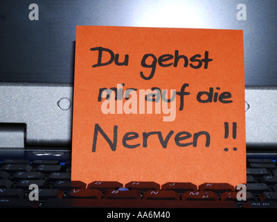 Memo Hinweis auf Notebook Du Gehst Mir Auf Die Nerven, dass Sie auf meine Nerven sind Stockfoto