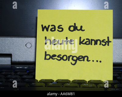 Memo-Hinweis auf Notebook war du Heute Kannst Besorgen gibt es keinen besseren Zeitpunkt als jetzt Stockfoto