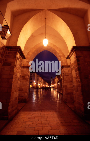 Gateway in Luza Square beleuchtet und die Altstadt Stradun Placa Dubrovnik Kroatien Stockfoto