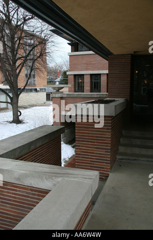 Frederick C Robie House auf dem Vorderdeck mit Art-Déco-Fenstern sichtbar Stockfoto