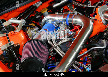 Turbolader auf der Engine von einer hohen PS abgestimmt japanische Hochleistungsmotor Subaru Impreza WRX Stockfoto