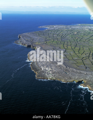 Abgelegene Insel auf Irelands atlantischen Westküste, County Galway, wilden Atlantik weg Stockfoto