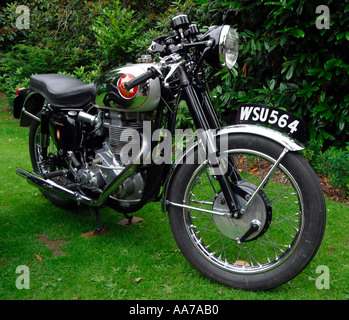 BSA Goldstar DBD 34, mit Clip am Lenker Stockfoto