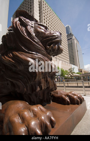 "Löwen-Statue vor der Hongkong und Shanghai Bank, Hong Kong China." Stockfoto