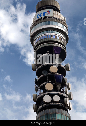 BRITISH TELECOM TOWER IN LONDON PIC von JOHN ROBERTSON Foto von John Robertson Tel 07850 931219 Stockfoto