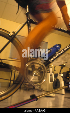 Stationäre Exersise Bike im Fitness-test Stockfoto