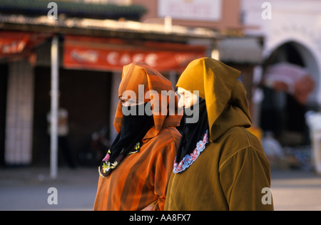 Frauen in Marokko Marrakesch Plaza Platz Jema al Fna Stockfoto