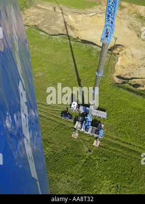 Windpark Parndorf, Österreich, Blick auf einem Kran von oben Stockfoto