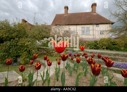 Der Garten im Frühjahr auf Great Dixter in East Sussex. Stockfoto