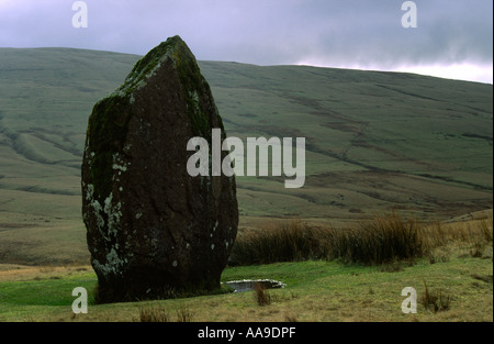 Maen Llia, stehend Stein in Brecon Beacons, Wales, Großbritannien Stockfoto