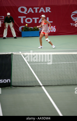 Maria Kirilenko in Aktion bei den Qatar Total Open Februar März 2006 Stockfoto