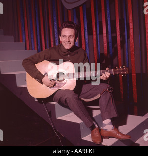 LONNIE DONEGAN schottischer Musiker, bekannt als der König von Skiffle, hier um 1962. . Foto: Tony Gale Stockfoto