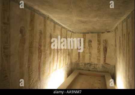 Innenansicht eines der Gräber in das Tal der Könige, Luxor, Ägypten, Heimat des Grabes von Tutanchamun Stockfoto