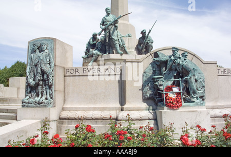 War Memorial Port Sunlight Wirrel Cheshire Mohn, Birkenhead, Liverpool, UK England Boys und Segler Stockfoto