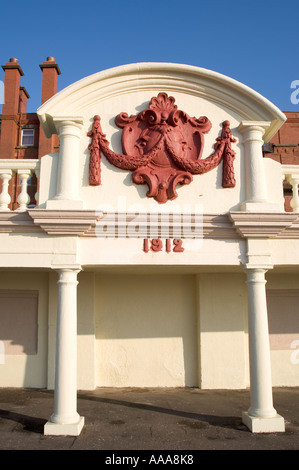 Detail der erhöhten Prom in der Nähe der Metropole Hotel, North Shore, Blackpool, Lancashire, England, UK, GB Stockfoto