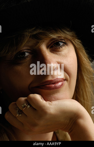Nachdenklich romantische Frau Gesicht Porträt Stockfoto