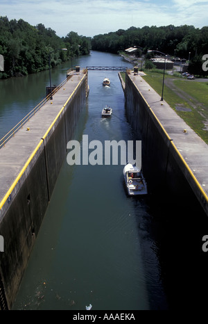 Seneca Falls New York Schlösser für kleine Boote auf den Erie-Kanal Stockfoto