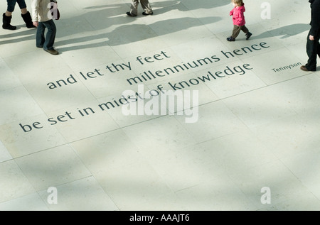 British Museum Great Court Text Zitat von Tennyson London England Stockfoto