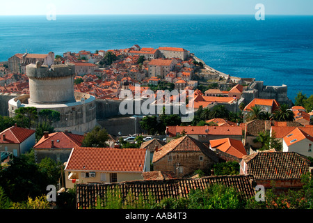 Minceta-Turm und östlichen Teil der alten Stadt von Dubrovnik Kroatien Stockfoto