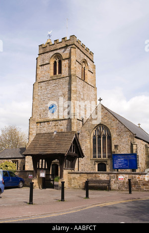 UK-Wales-Clwyd Chirk Pfarrkirche der Heiligen Maria Stockfoto