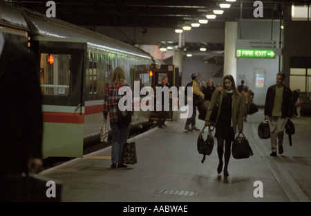 Der letzte jemals British Rail Service kommt in London Euston Station Stockfoto