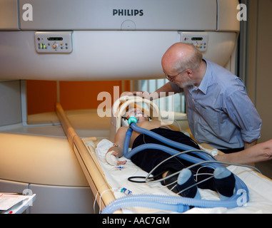 Offene MRT in der Altonaer Kinderkrankenhaus s Stockfoto