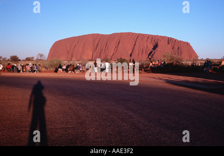 Uluru, früher bekannt als Ayers Rock in Zentral-Australien Stockfoto