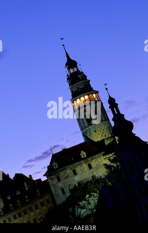 Schlossturm des 18. Jahrhunderts Krumlovsky Zamek Schloss-Cesky Krumlov, Tschechische Republik Stockfoto