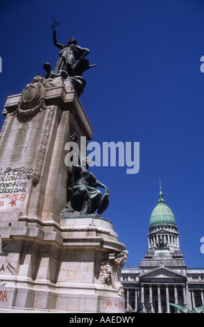 Kongressgebäude und Monumento ein Los Dos Congresos, Buenos Aires, Argentinien Stockfoto