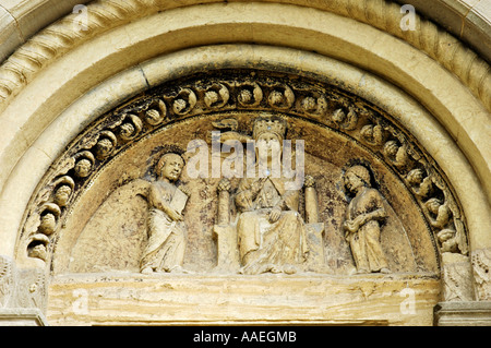 Detail der Fassade, Abtei Vezzolano Stockfoto